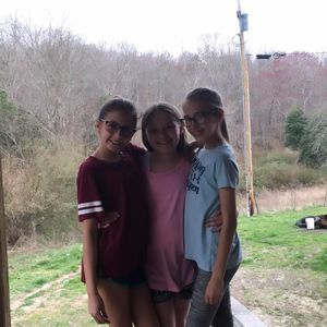 Meet your Posher, Cami